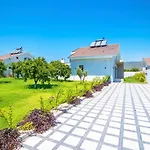 Villa Plaja Yakın Lüks