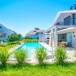 Plaja Yakın Lüks Fethiye