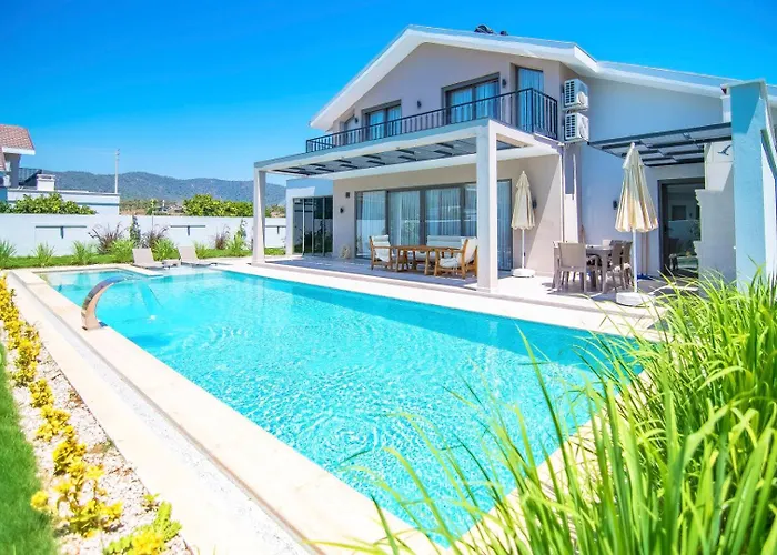 Plaja Yakin Lueks 빌라 *