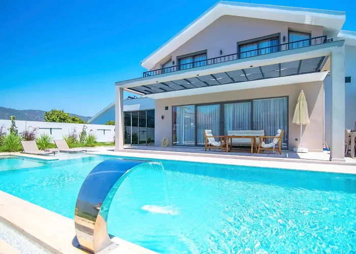 빌라 Plaja Yakin Lueks 페티예