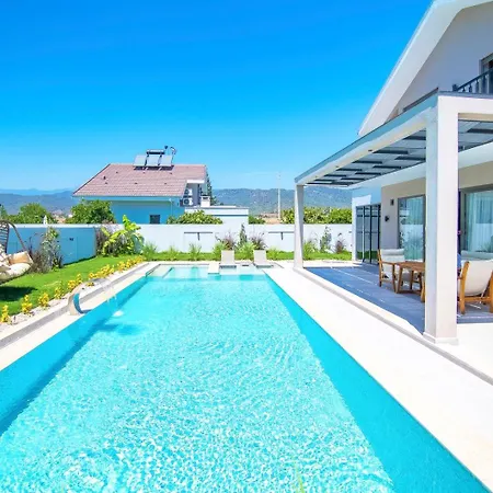 Willa Plaja Yakin Lueks *