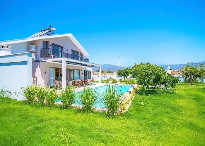 Plaja Yakin Lueks * Fethiye